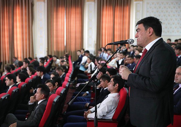 Председатель Государственной Думы Вячеслав Володин посетил Российско-Таджикский (Славянский) университет