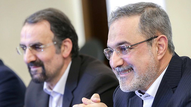 Министр образования и воспитания Исламской Республики Иран Сейед Мохаммад Батхаи