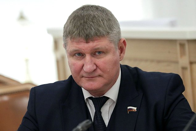 Член Комитета по безопасности и противодействию коррупции Михаил Шеремет